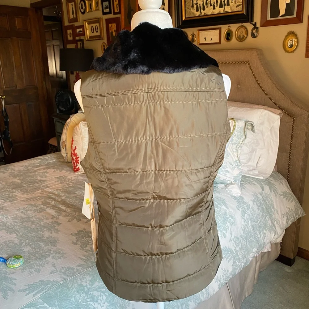 NWT Gibson Latimer Olive Color Quilted Vest with Removable Faux Fur Collar - Picture 4 of 16